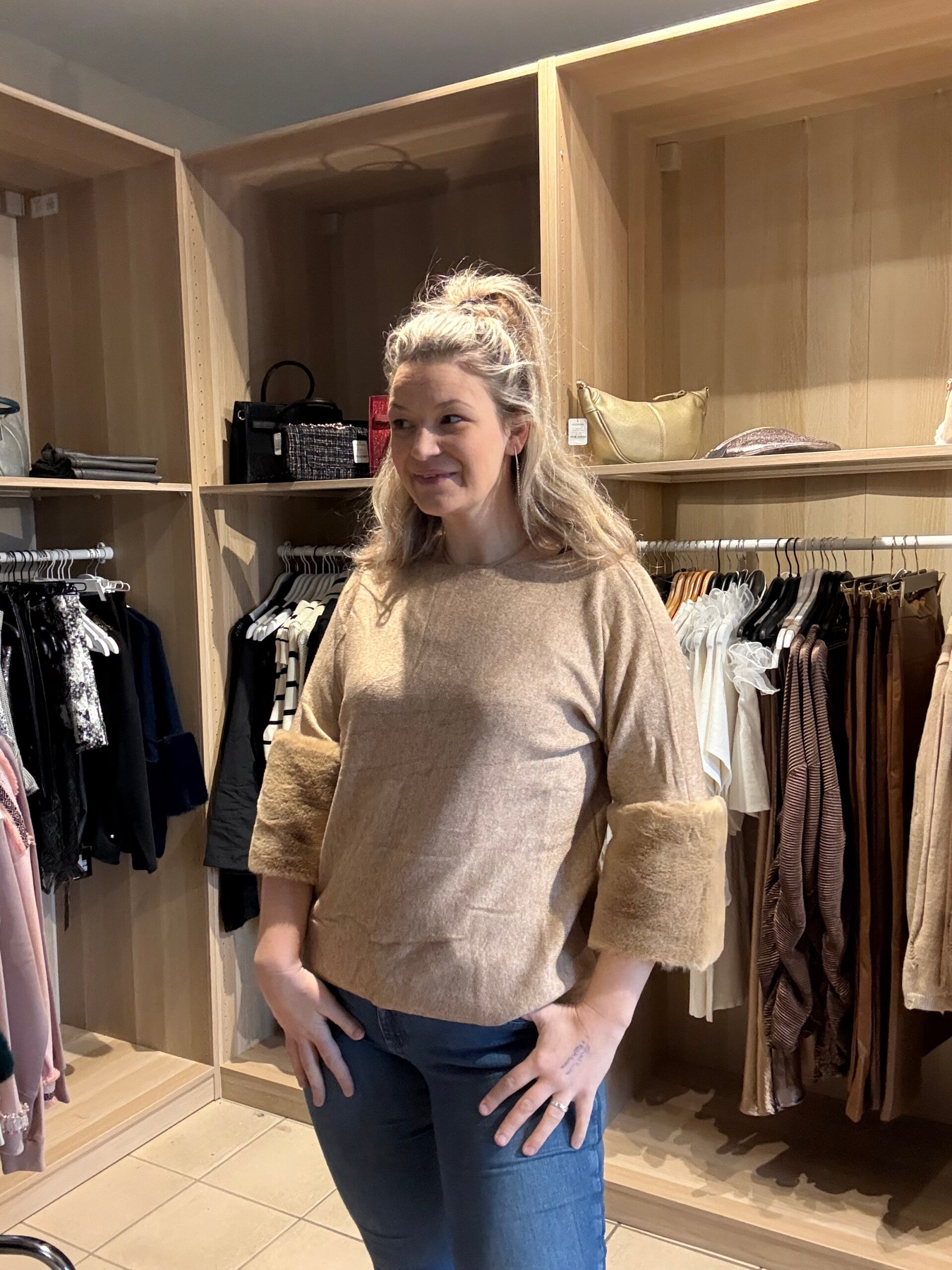 Tu fluffy trui beige