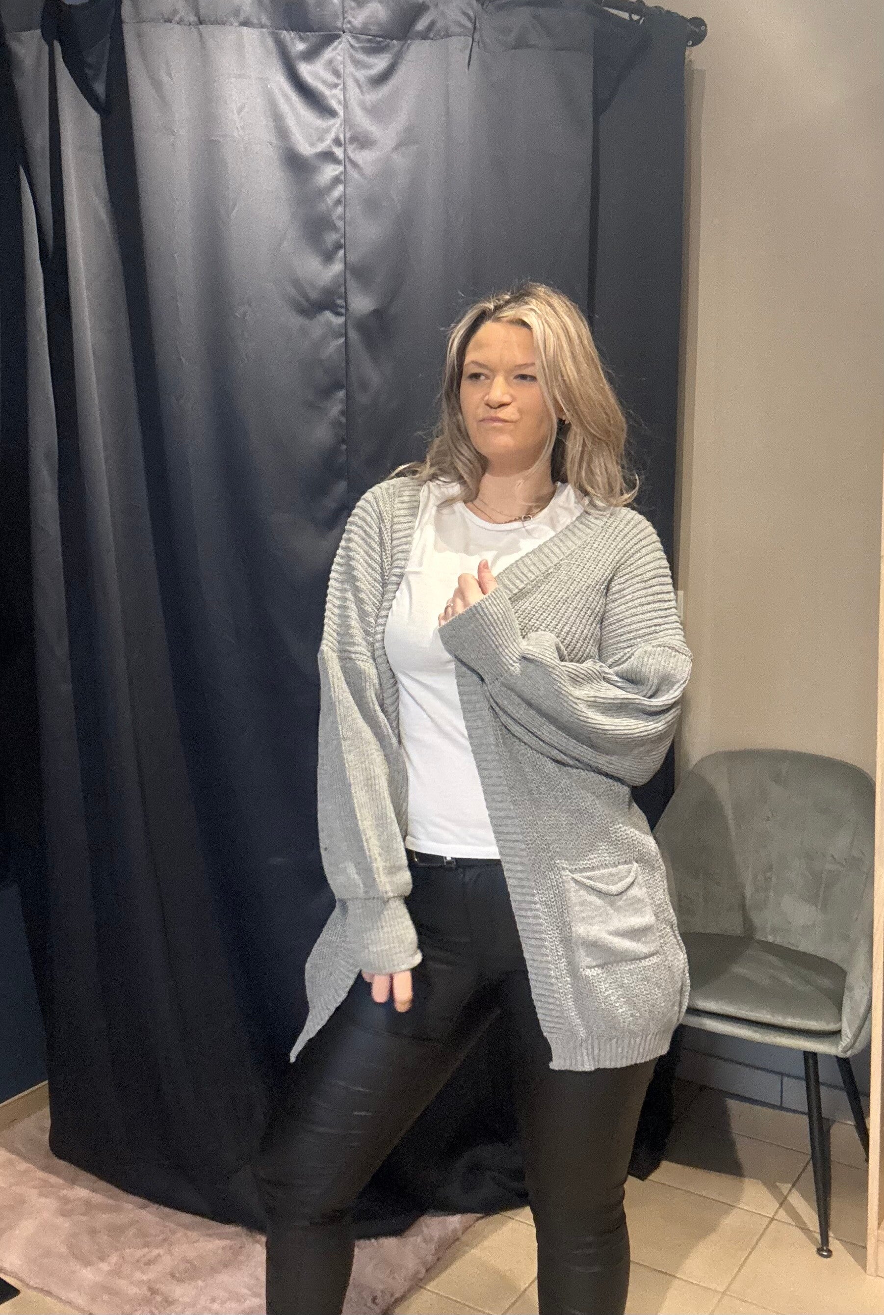 6014 Gebreide Cardigan licht grijs