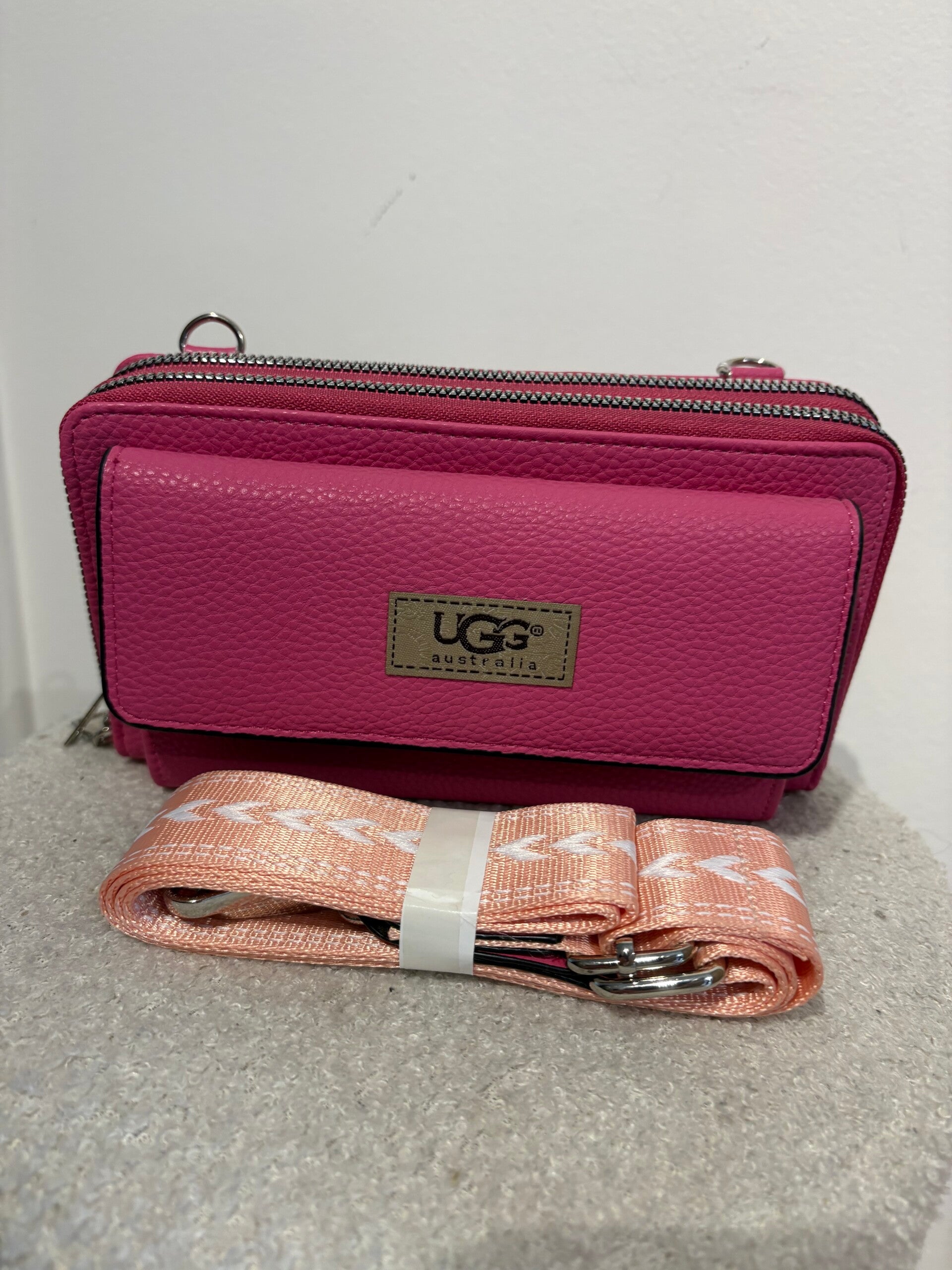 Crossbody bah/portemonee UGG
