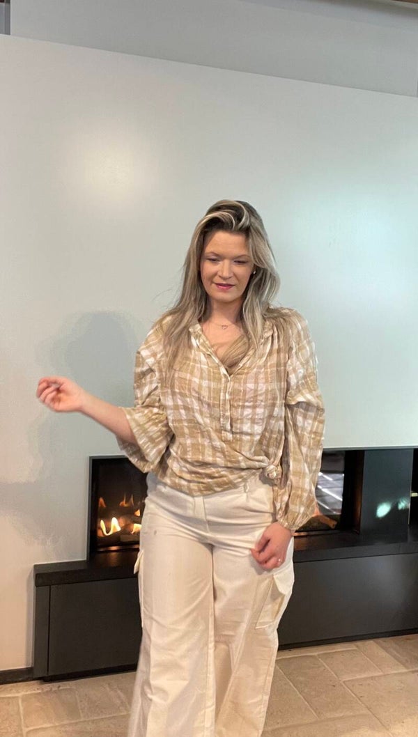 Blouse beige