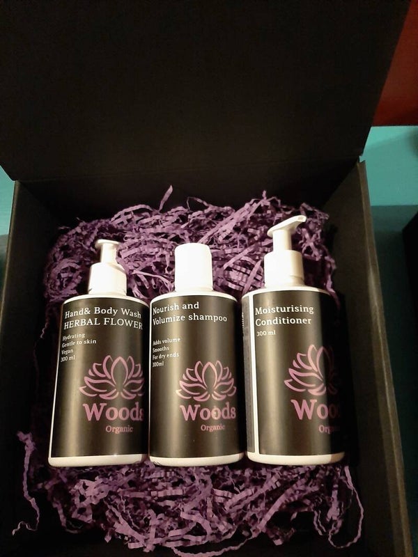 Set shampoo, conditioner, body wash