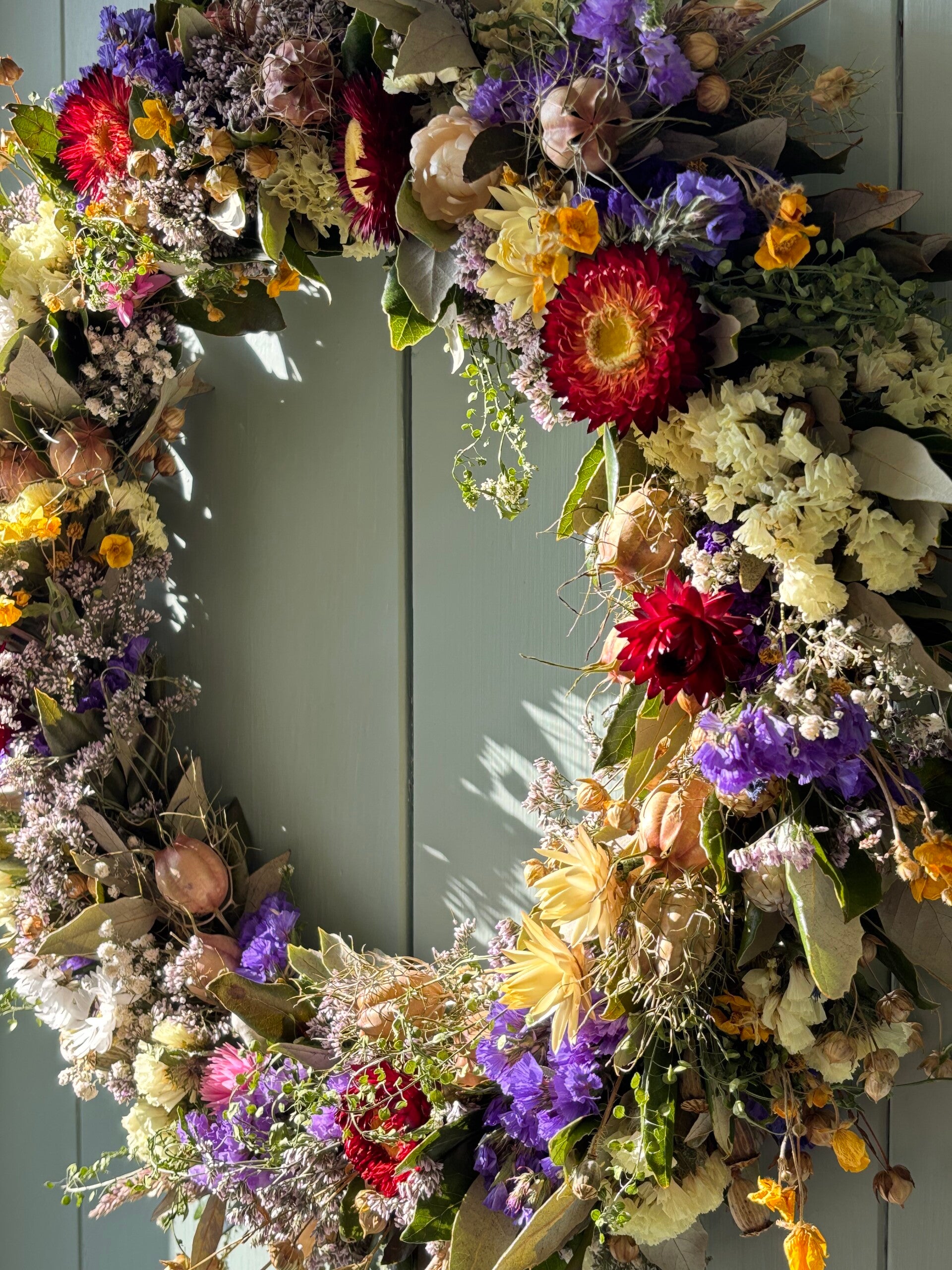 Zomerse droogbloemen krans