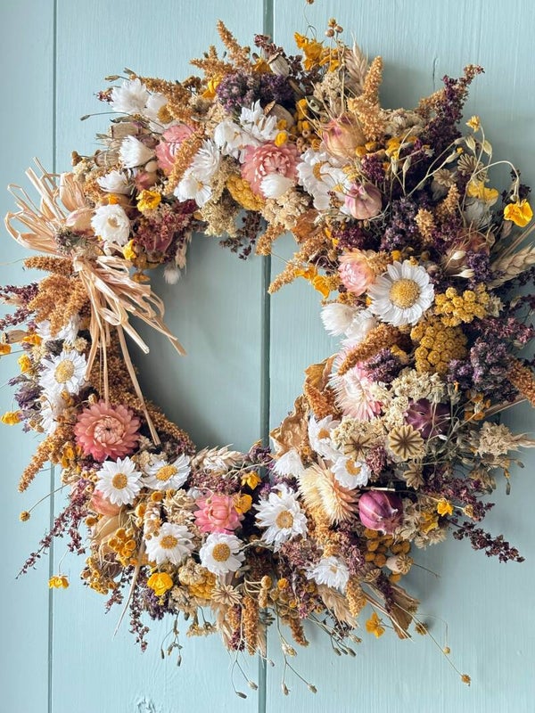 Droogbloemen krans pastel