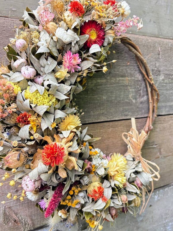 Droogbloemen deurkrans