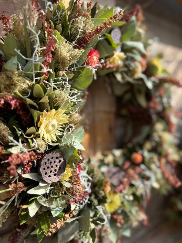 Herfstkrans met lotus