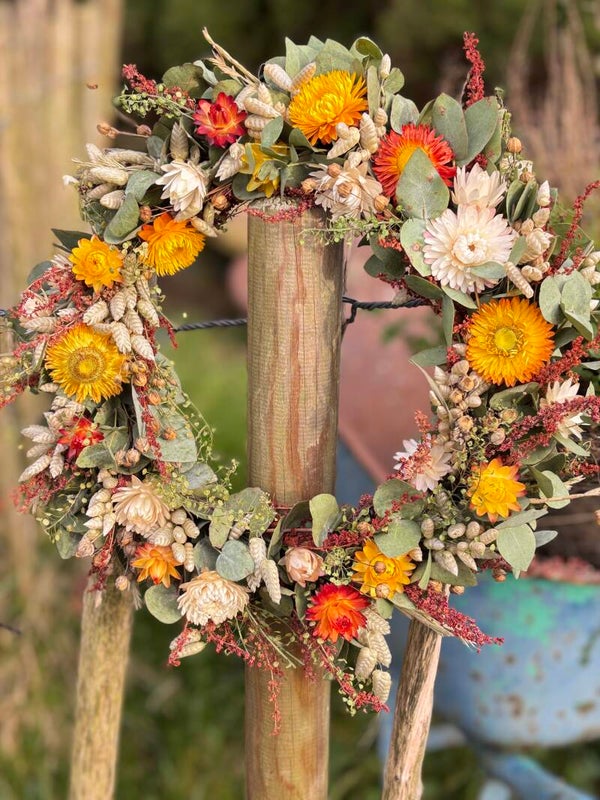 Droogbloemen krans room wit, geel