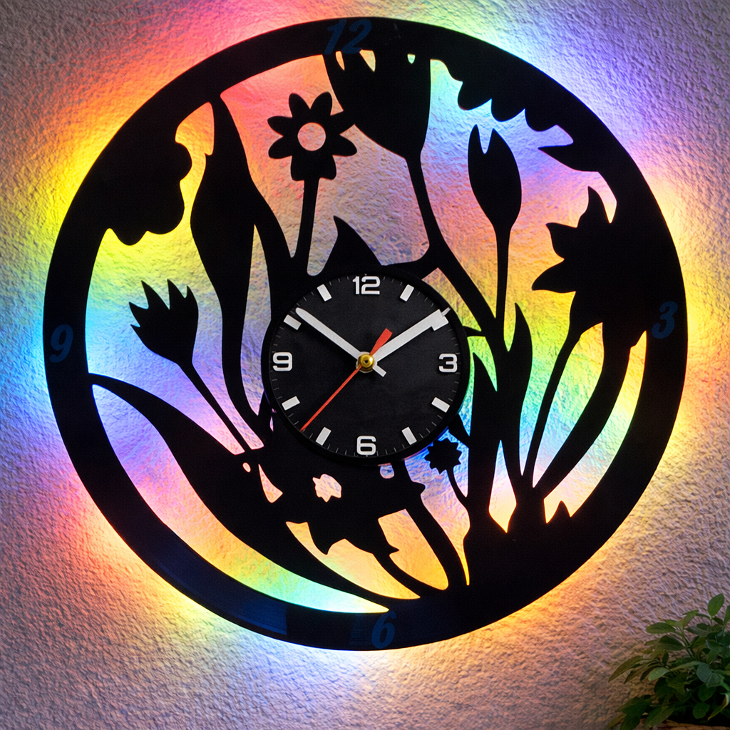 Vinyl Wanduhr - Schallplatte - Blumen - Hintergrundbeleuchtet- leises Uhrwerkt Quartz Uhrwerk