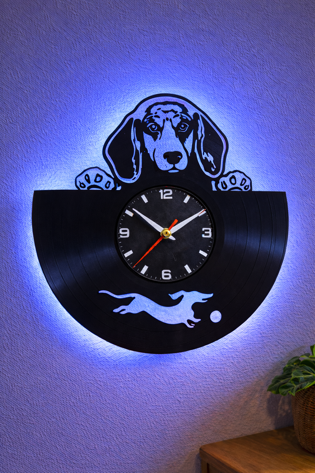 Vinyl Wanduhr - Schallplatte - Dackel - Hintergrundbeleuchtet- leises Uhrwerkt Quartz Uhrwerk