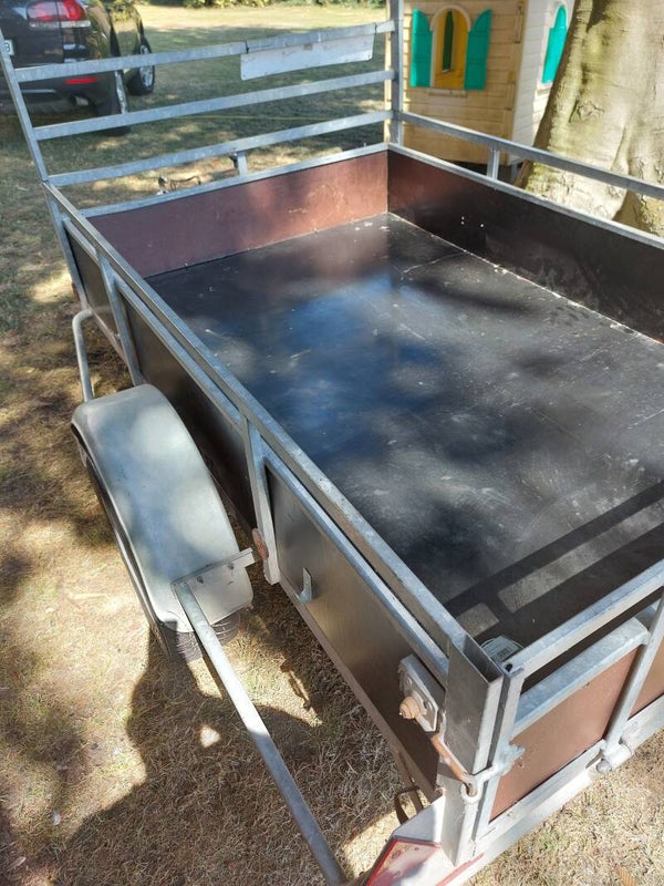 VERKOCHT  !!