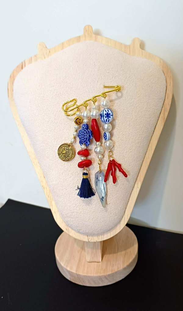 BROSZKA "AHOJ NA BIS"