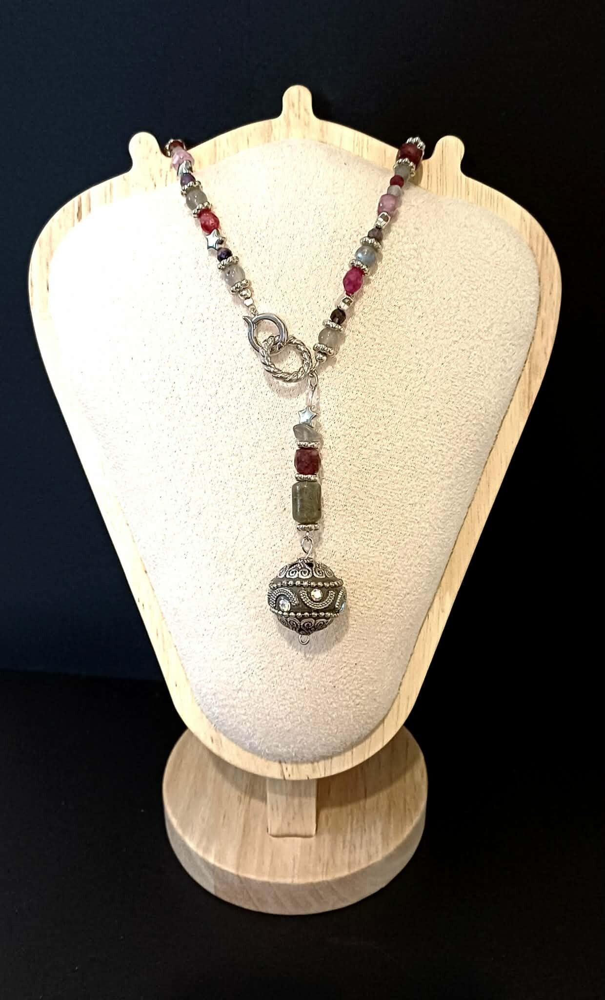 NASZYJNIK "KULA Z GRANATAMI"