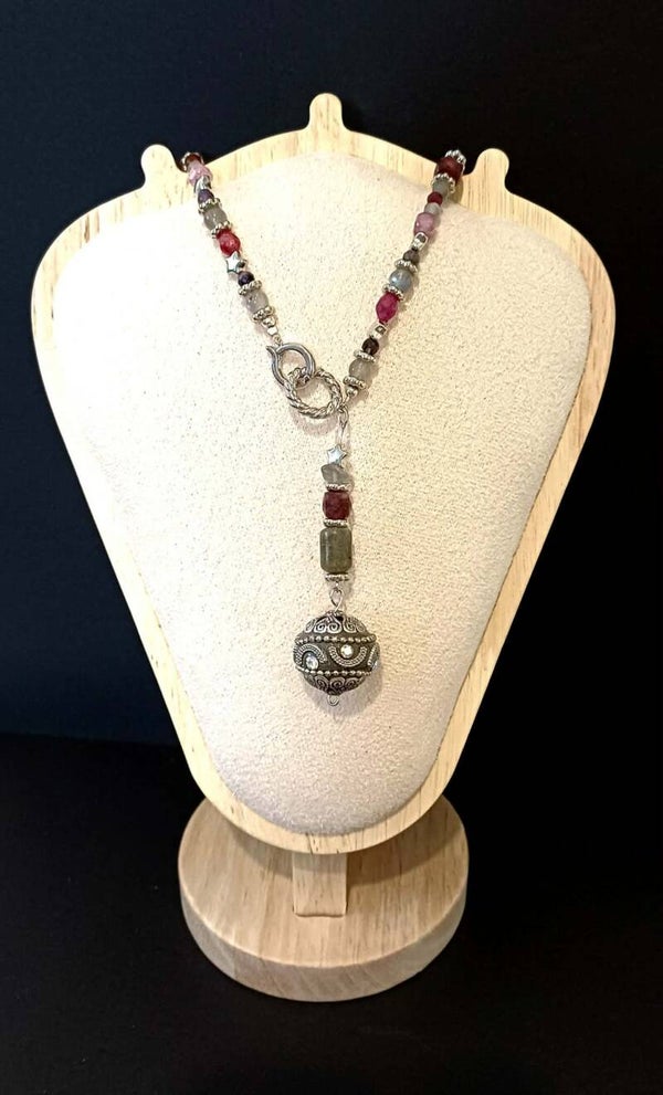 NASZYJNIK "KULA Z GRANATAMI"