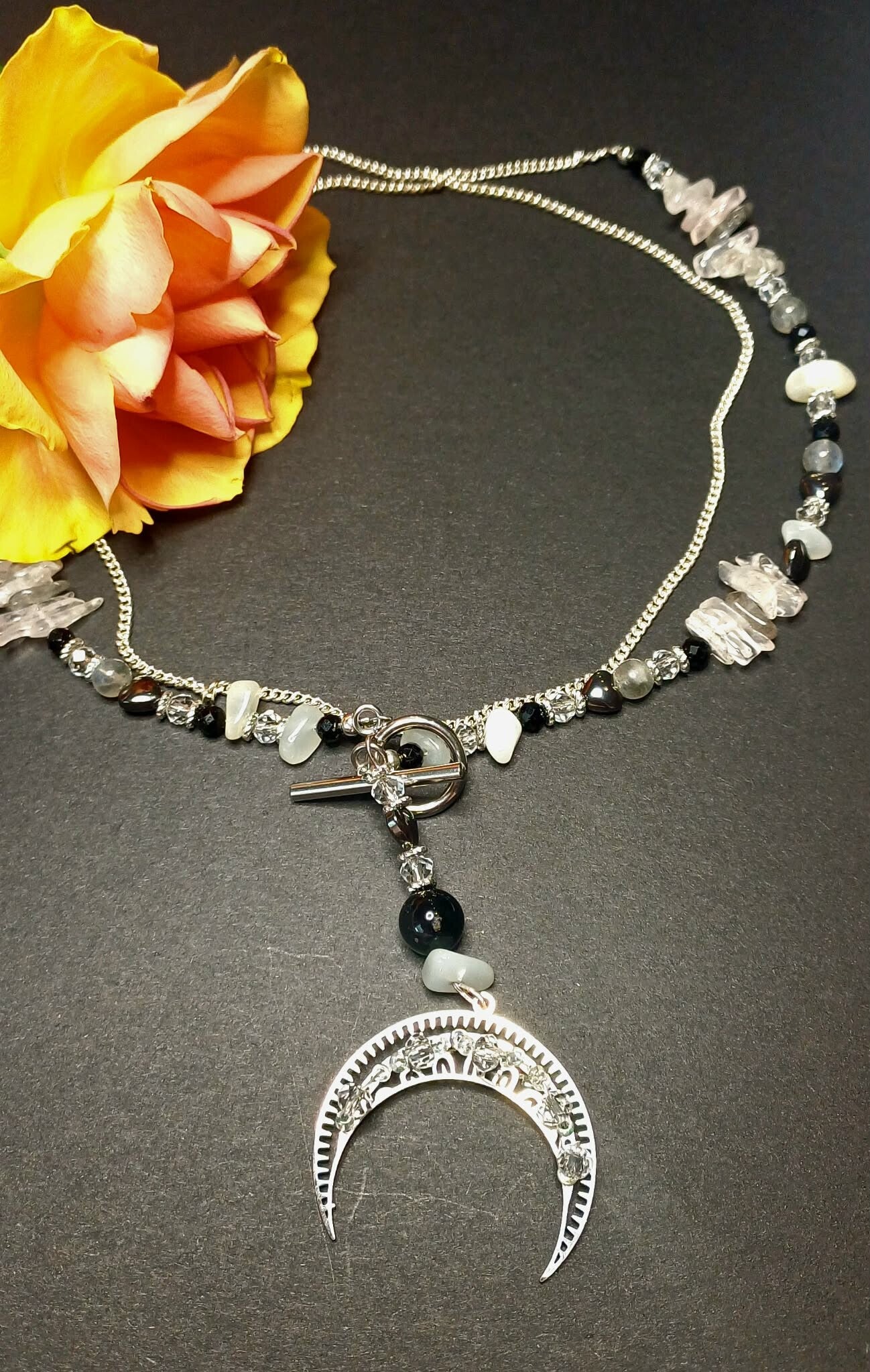 NASZYJNIK "SREBNA LUNULA"