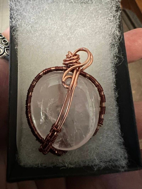 Custome wire Art and jewelry