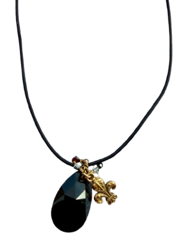 Collier goutte Swarovski noire et fleur de lys