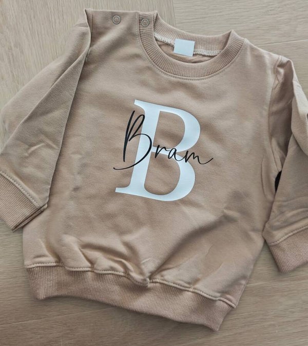 BABY SWEATER | Naam & Letter