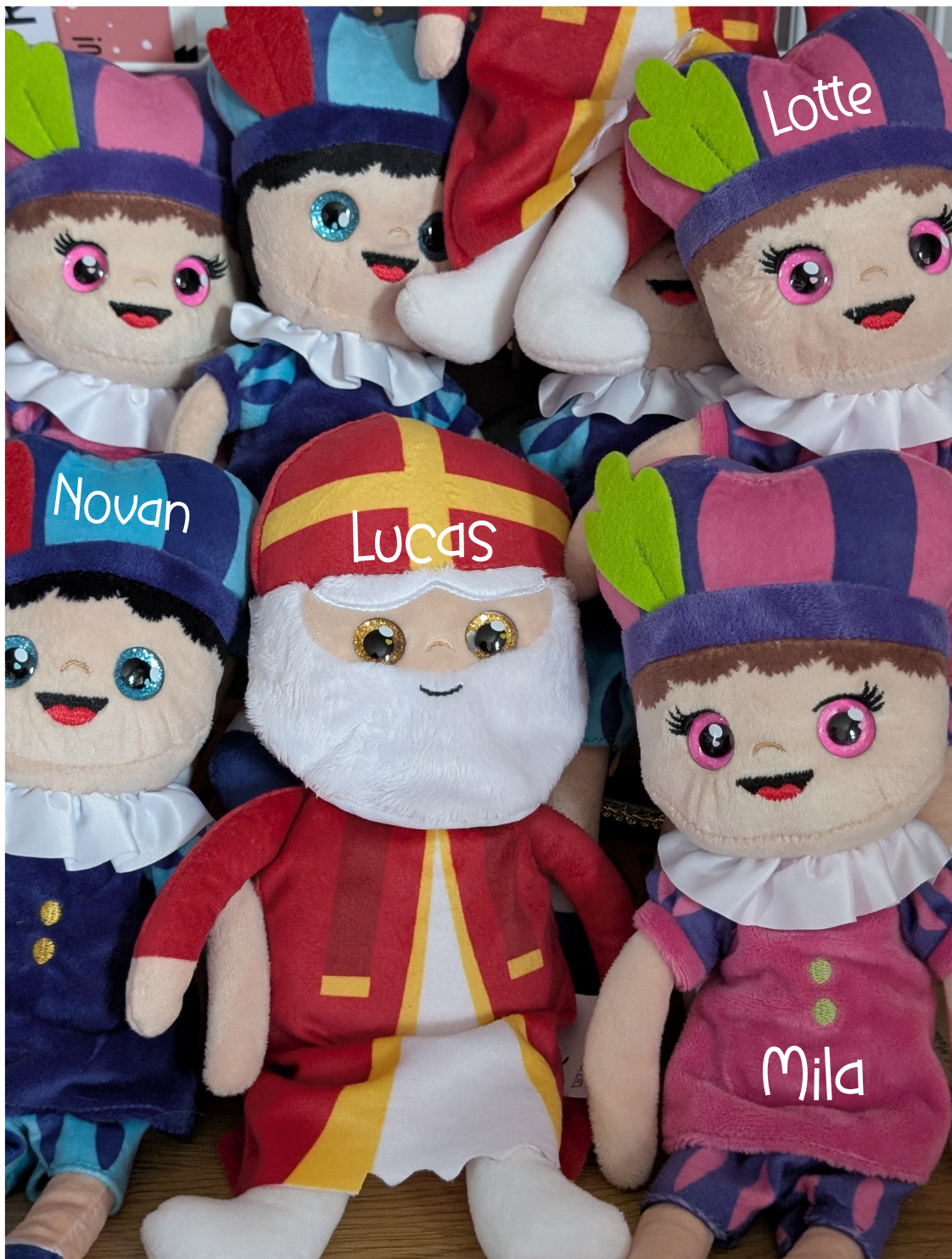 SINTERKLAAS Sint of Piet knuffeltje met naam gepersonaliseerd