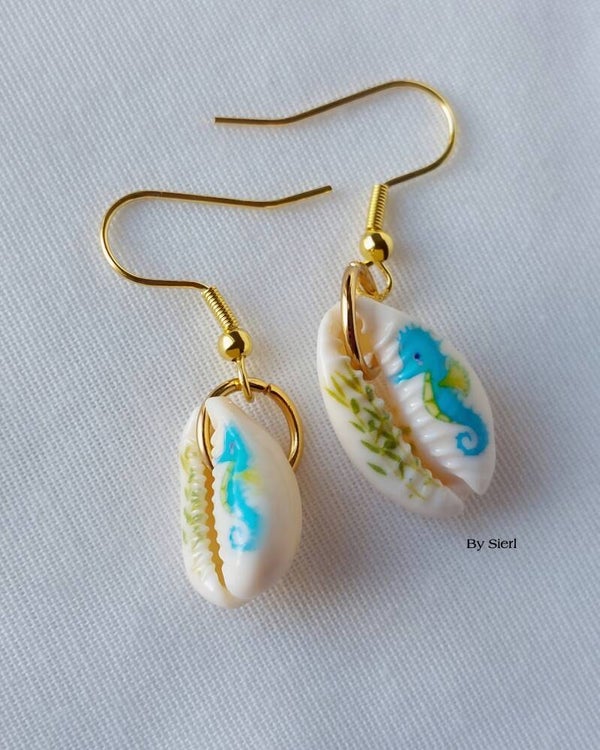 Seahorse oorbellen goud