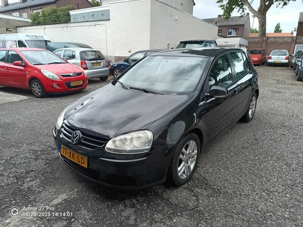 VW GOLF 5 1.6 FSI