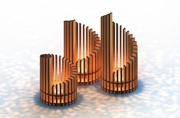 Hoge houten theelichthouders – Sfeervol licht met een modern design