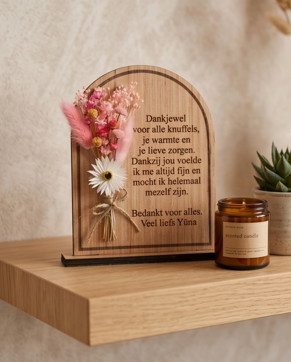 Een klein gebaar, een grote dankjewel – gepersonaliseerd bedankbordje met droogbloemen