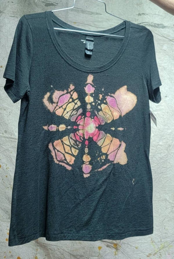 T-shirt Size S