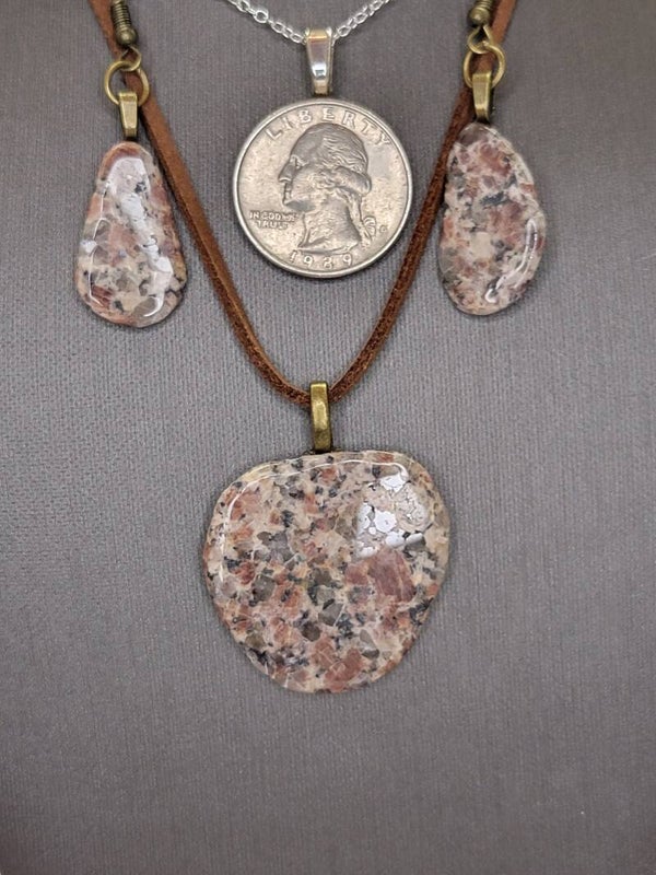 Pendant, Necklace & Earrings, Rhodonite Crystal, Cabochon.