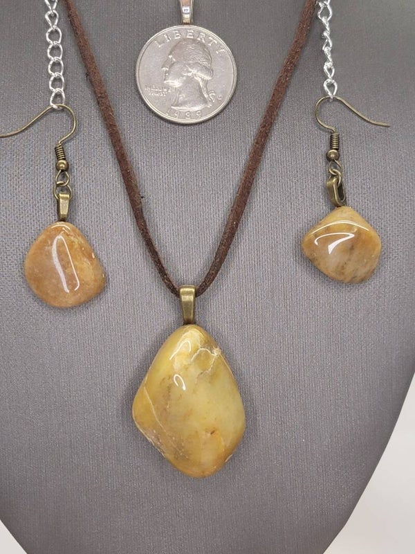 Pendant, Necklace & Earrings Fossil - Gastropod Quartz Agate