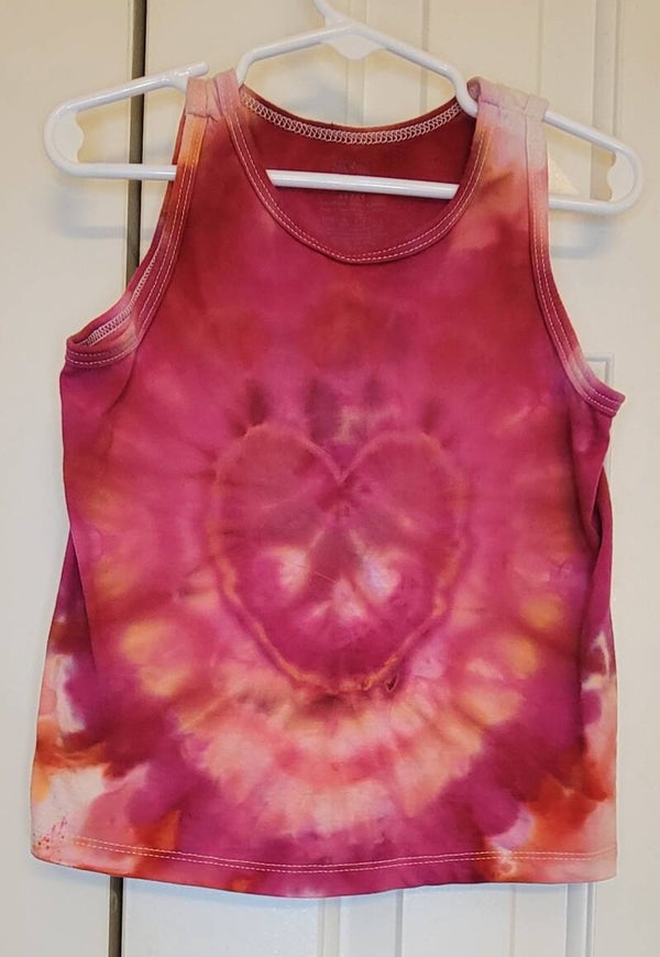 Girl's tank top