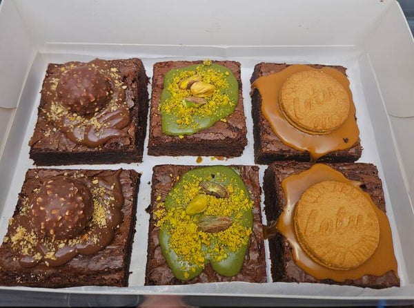 Brownie's topped box of 6