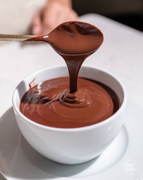 Chocolate fudge cake (Nutella ganache sauce) or Pistachio kunafe & chocolate.
