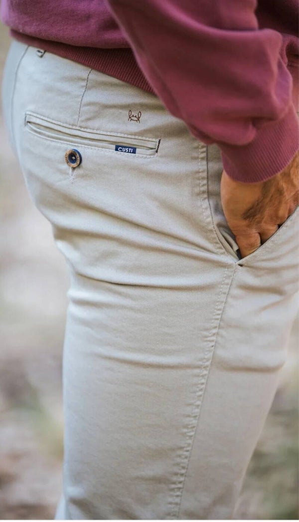 Pantalón chino piedra