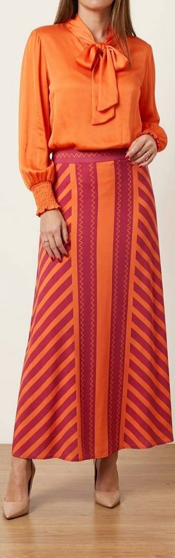 Falda Indara naranja y fucsia