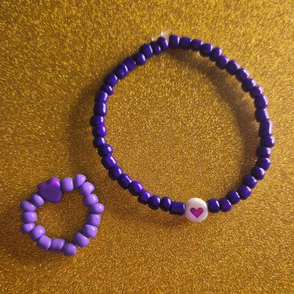 Paars gekleurde hart armband + pastel paarse hart ring