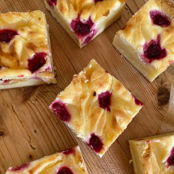 Velvet Lemon Blondie