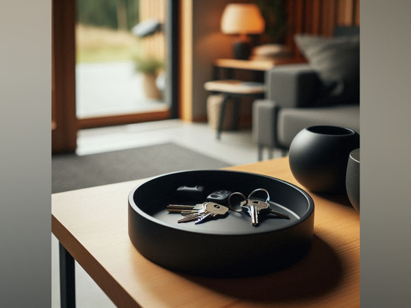 Round Design Key Tray