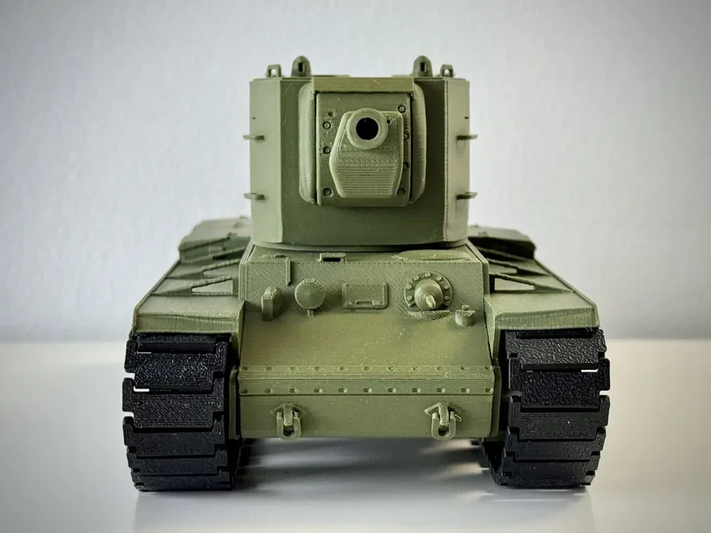 KV-2 Heavy Tank Movable Wheels & Cannon 1/35 Scale