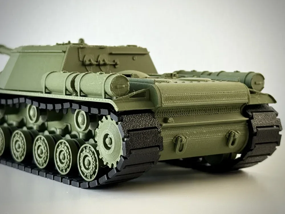 SU-152 Self-Propelled Heavy Howitzer 1/35 Scale