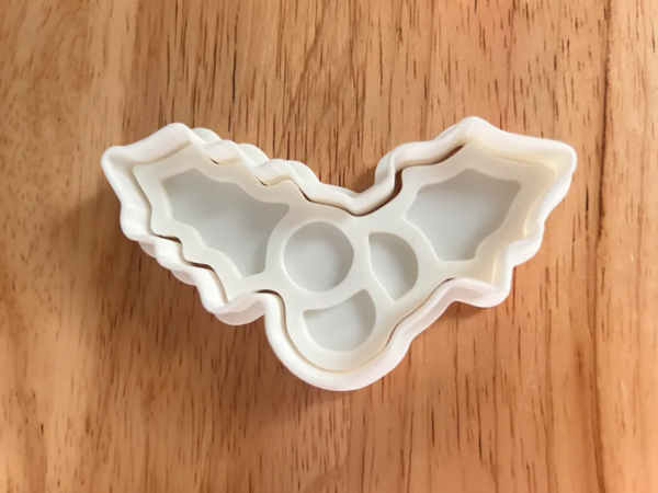 Mistletoe Cookie Cutter