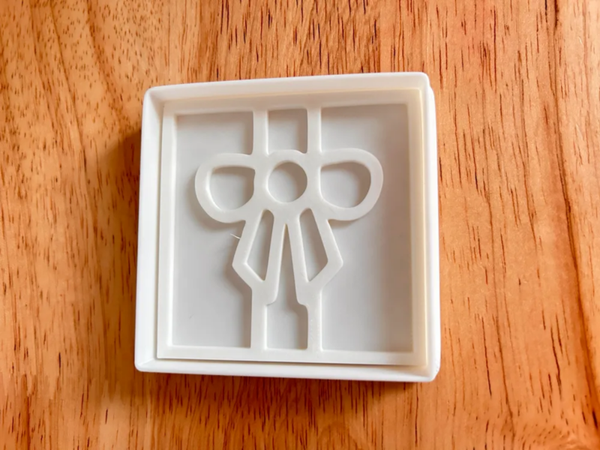 Present Bow Cookie Cutter