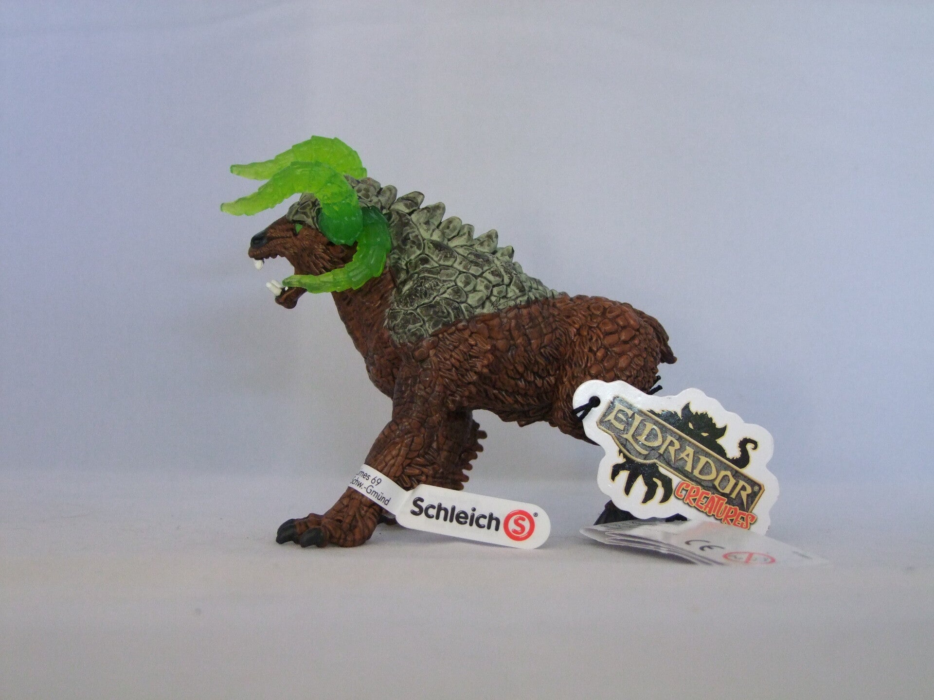 schleich rock beest