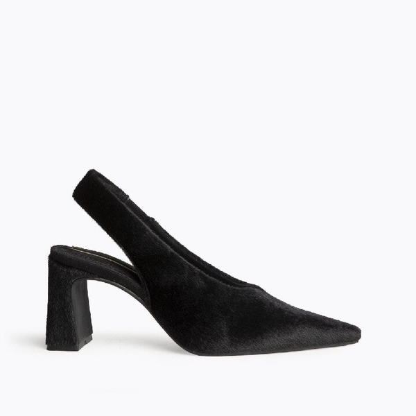 SALÓN DESTALONADO PELO CORINA