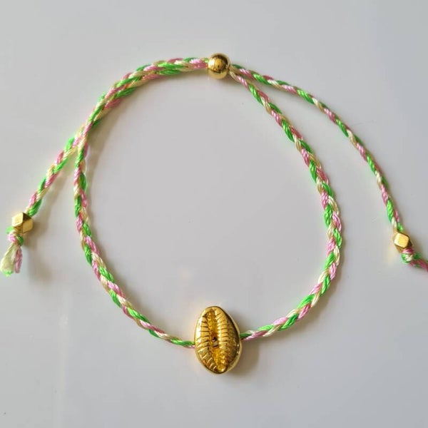 AANTREKARMBAND *schelpje