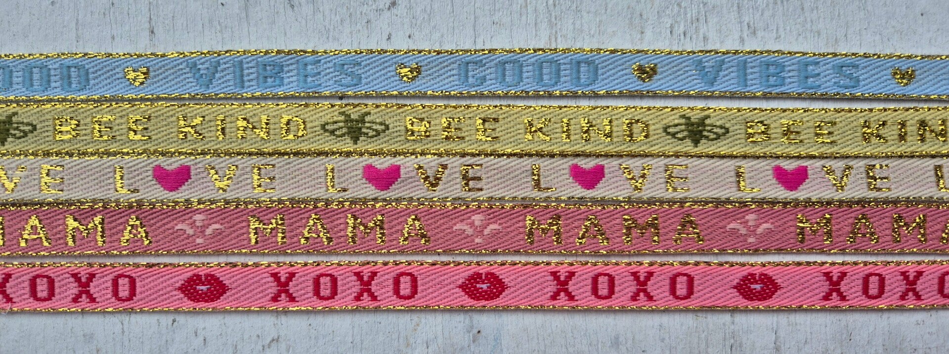 LINT ARMBAND *tekst💛