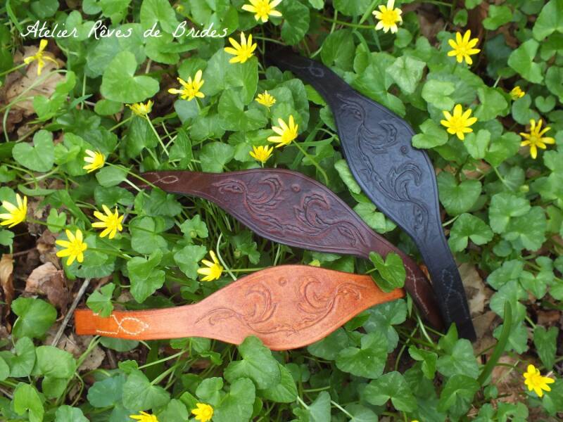 Frontaux cuir repoussé