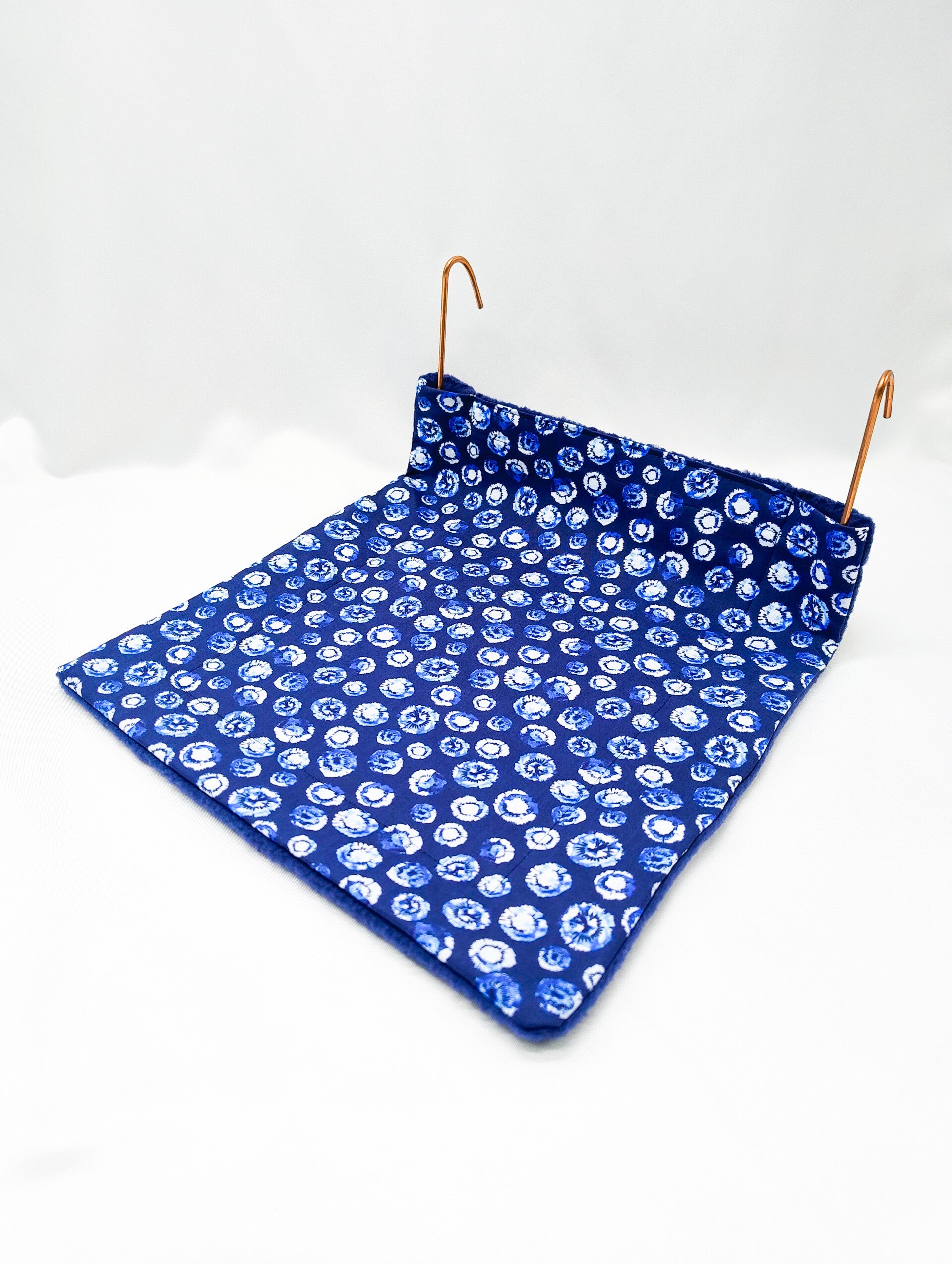 Radiator hangmatjeblauw met cirkelpatroon  (zonder beugel)
