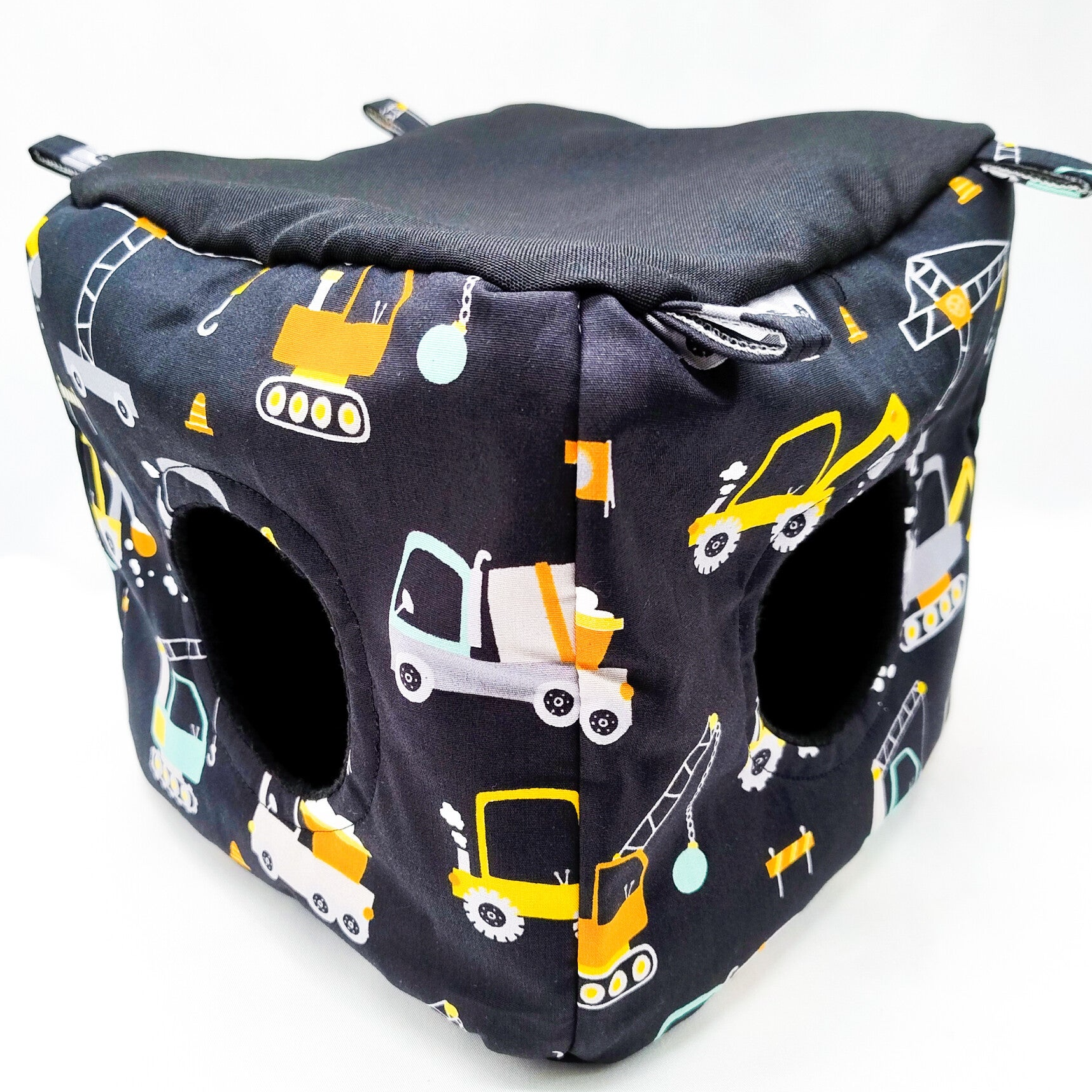 Kubus met 2 openingen zwart met werkvoertuigen