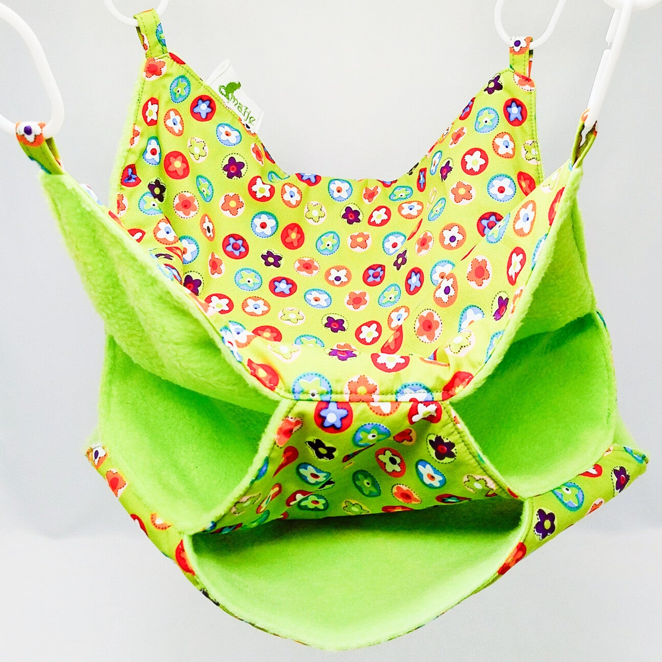 Tripledekker hangmat groen met verschillende kleuren bloemetjes