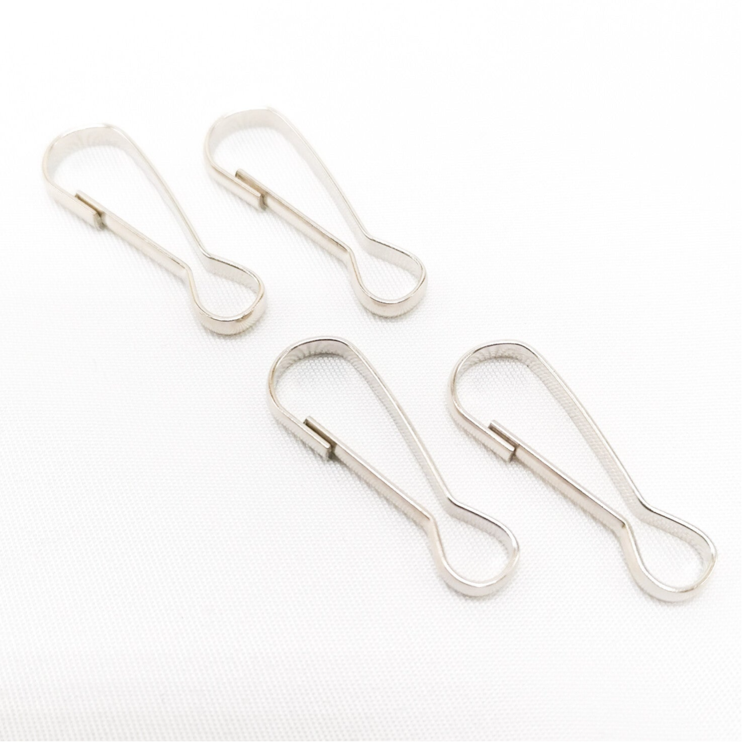 ophanghaakjes en radiatorbeugels voor hangmatjes