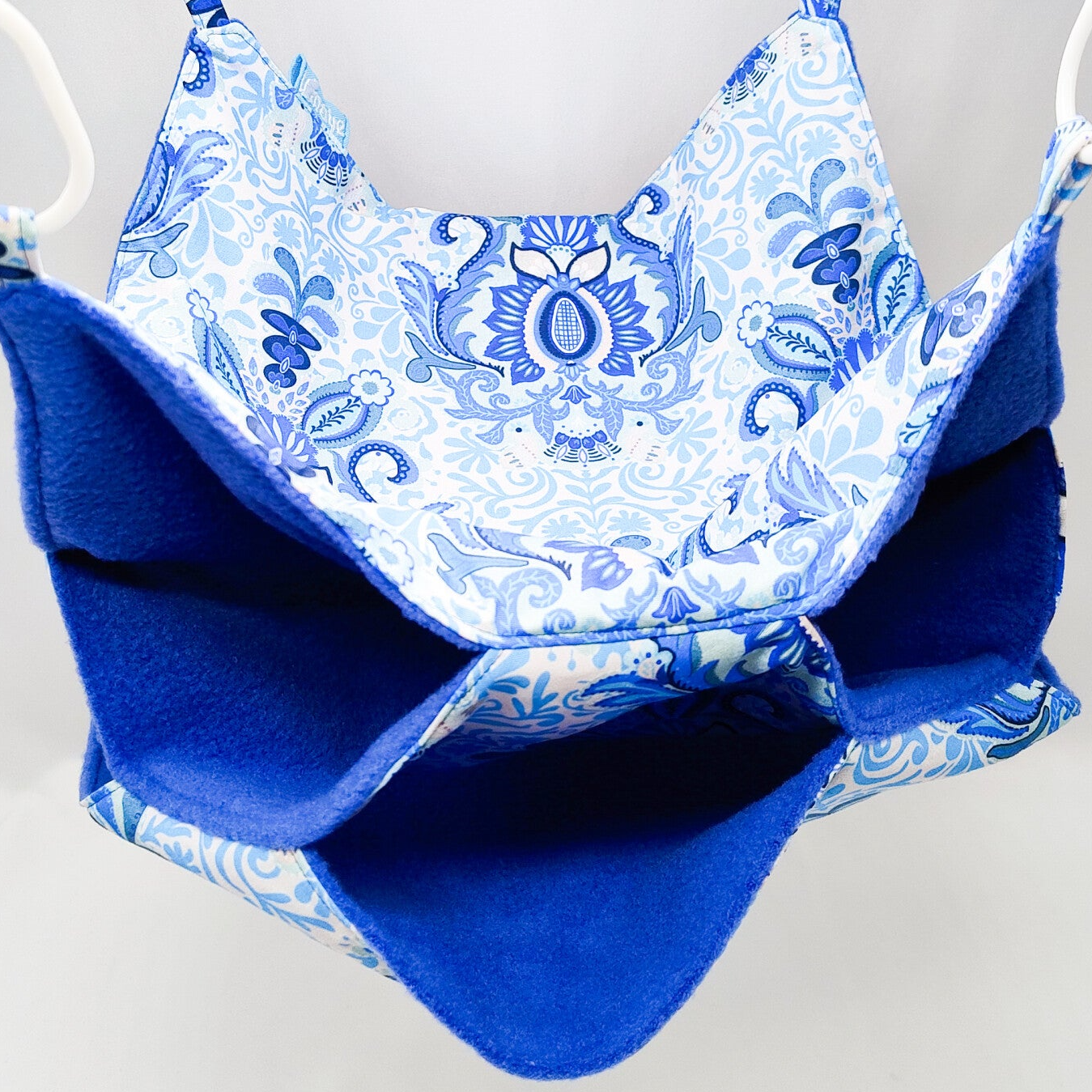 Tripledekker hangmat wit met blauw bloemmotief